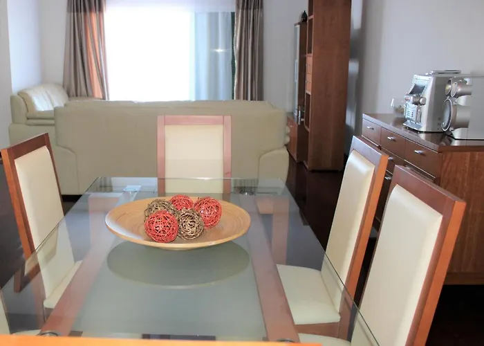 Sea Front House Дом отдыха Фуншал